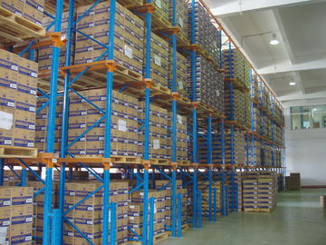 فضای ذخیره سازی بالا رک پالت های سنگین، درایو آبی / نارنجی در سیستم قفسه بندی پالت